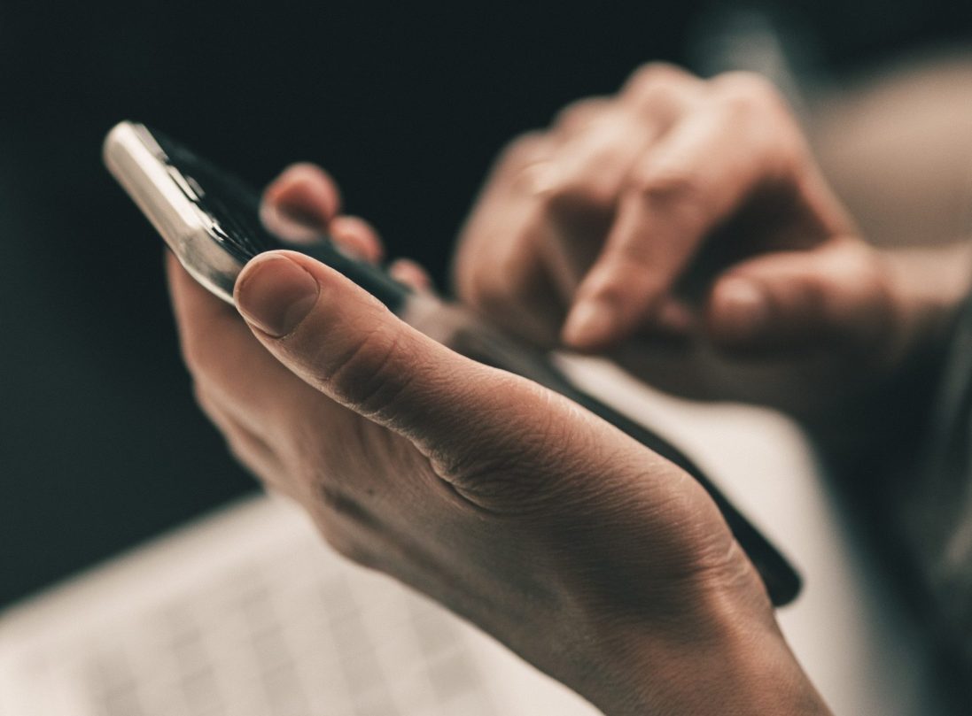 michal-biernat-h0xEUQXzU38-unsplash